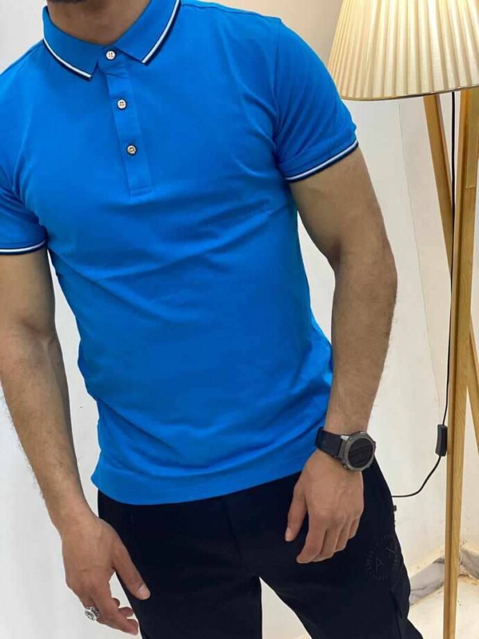 ⁦T-SHIRT POLO⁩ - الصورة ⁦3⁩
