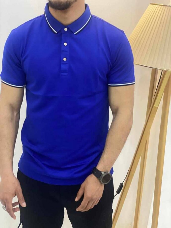 ⁦T-SHIRT POLO⁩ - الصورة ⁦4⁩